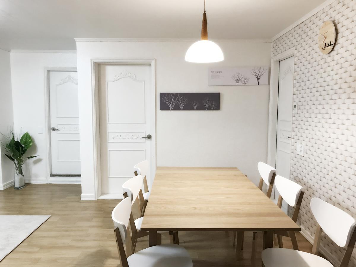 Hongdae Zoe Three Room House Сеул Екстер'єр фото